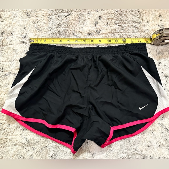 Classic Nike Dri-Fit Running Shorts - Picture 3 of 5